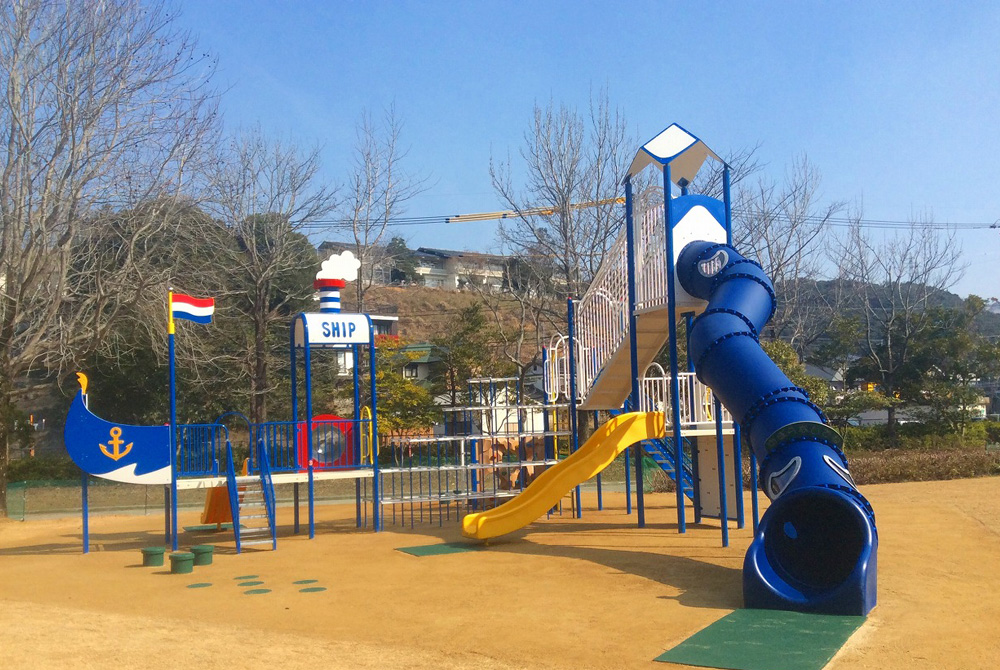 長崎市の子育て支援情報 園庭で遊ぼう!