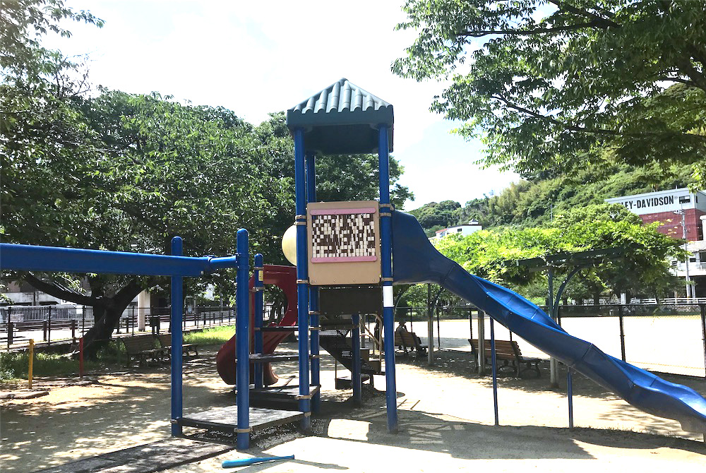 長崎市の子育て支援情報 園庭で遊ぼう!